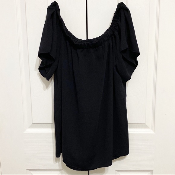 Paper Tee Off the Shoulder Black Top - Picture 2 of 4